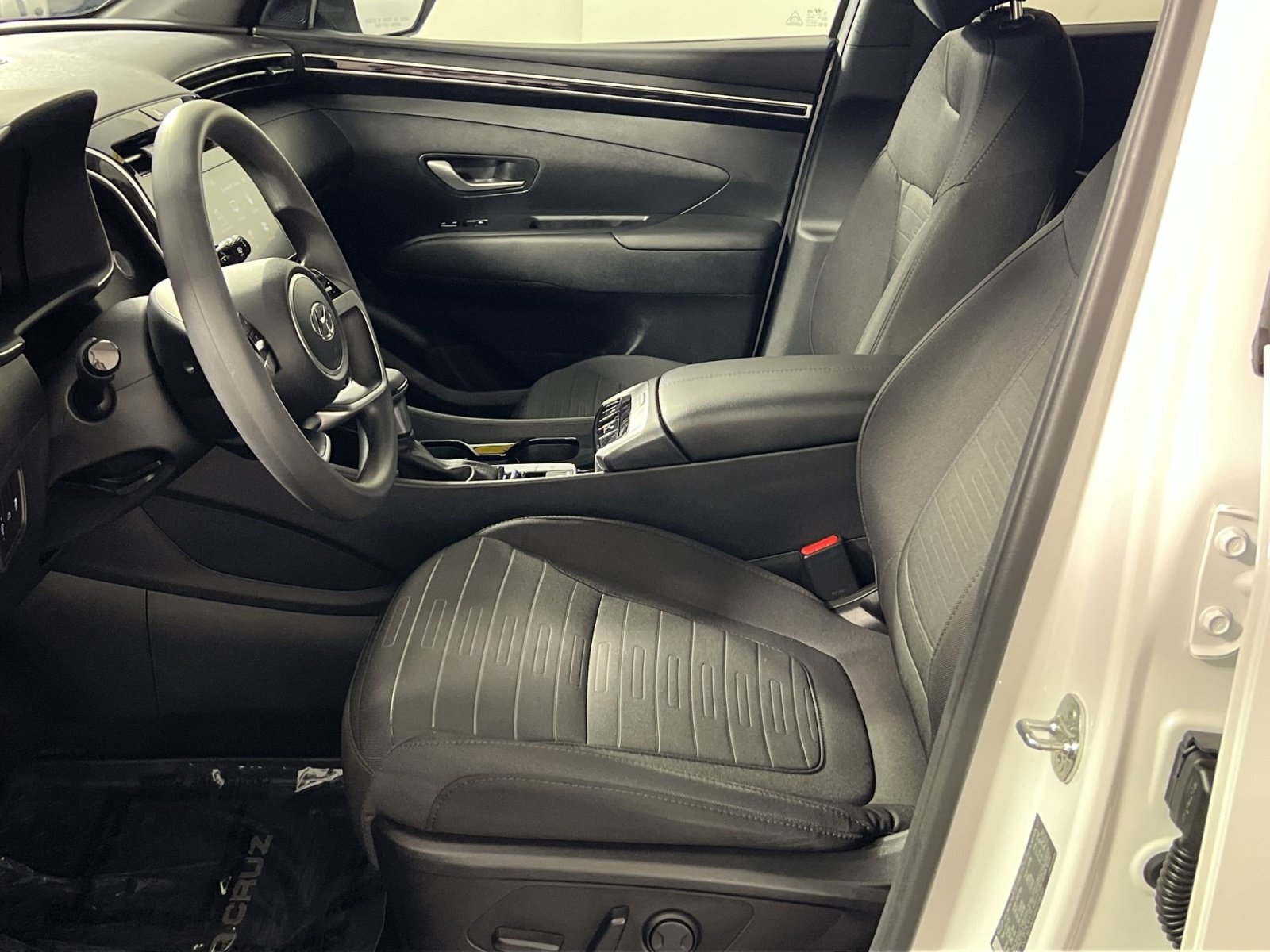 Used 2024 Hyundai Santa Cruz SEL AWD/4WD image 13