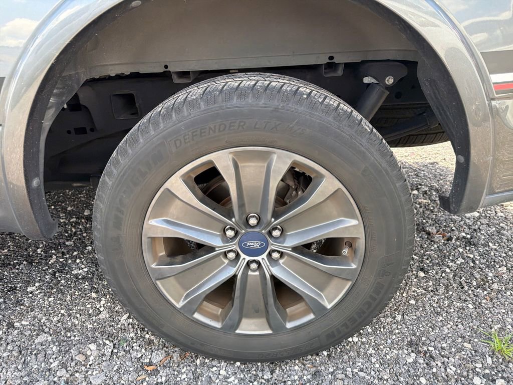 Used 2018 Ford F150 Lariat image 13