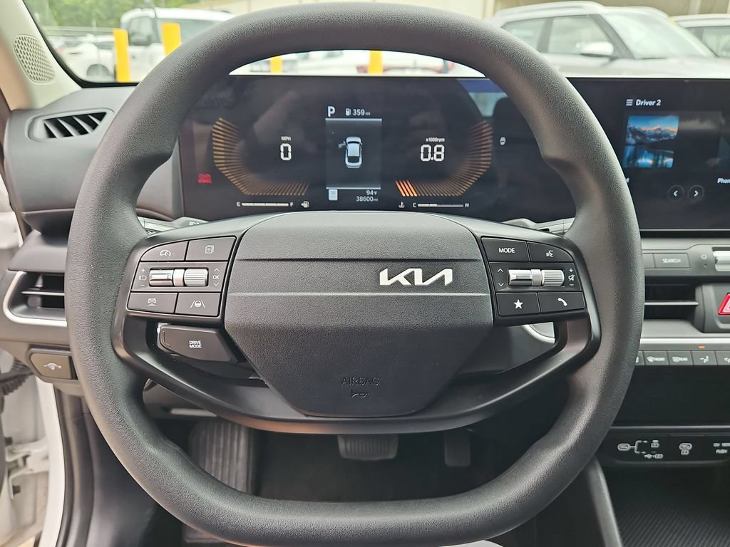 Used 2025 Kia K4 FWD image 23