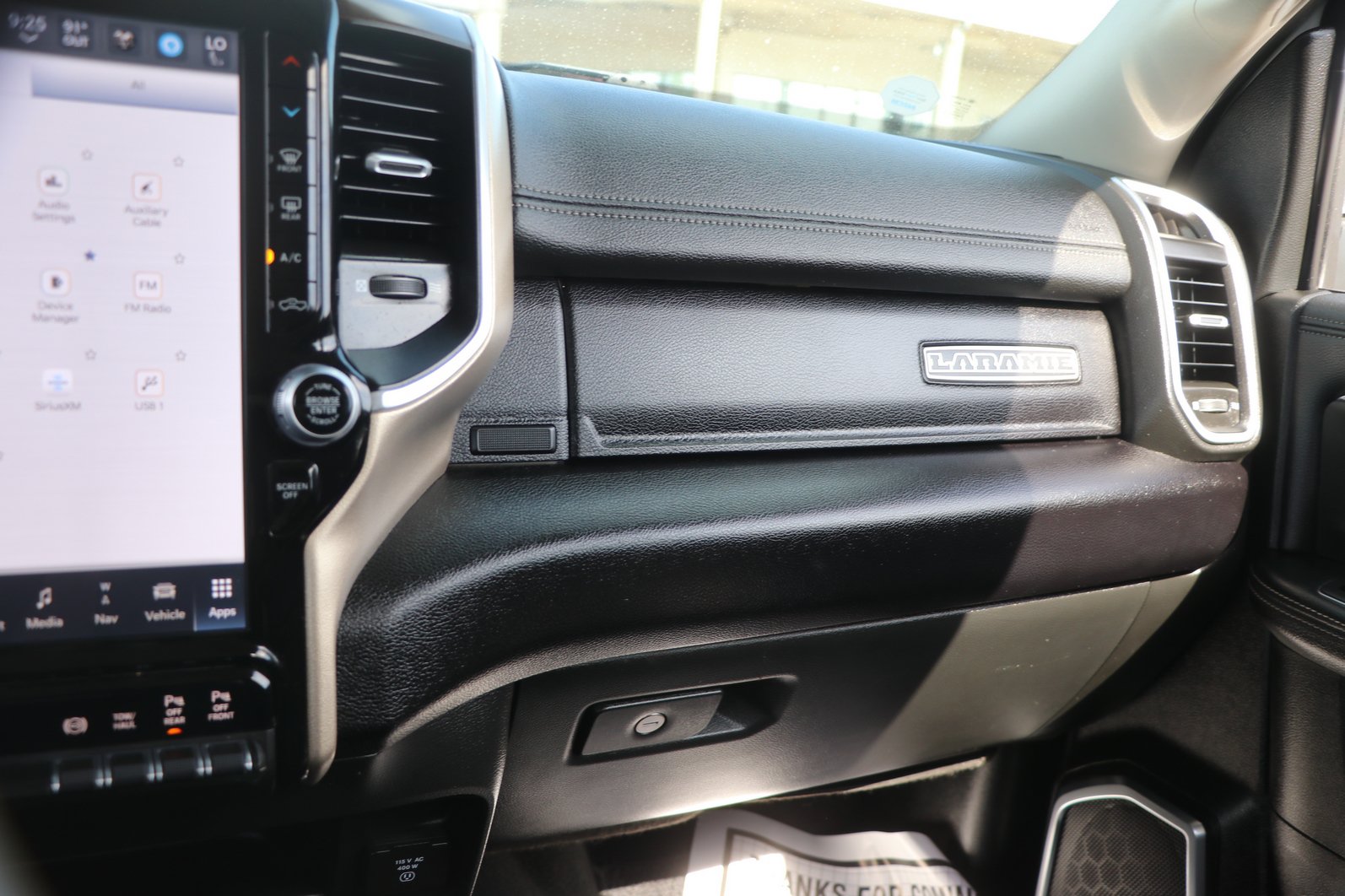 Used 2024 RAM 2500 Laramie w/ Safety Group AWD/4WD image 28