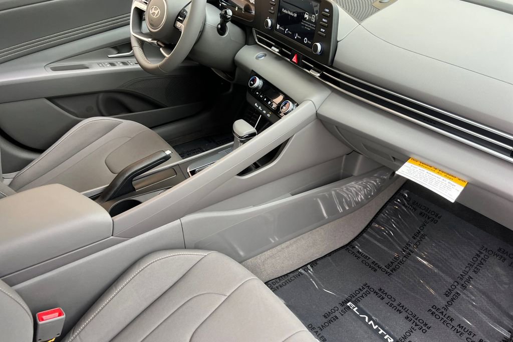 New 2026 Hyundai Elantra Sport image 13