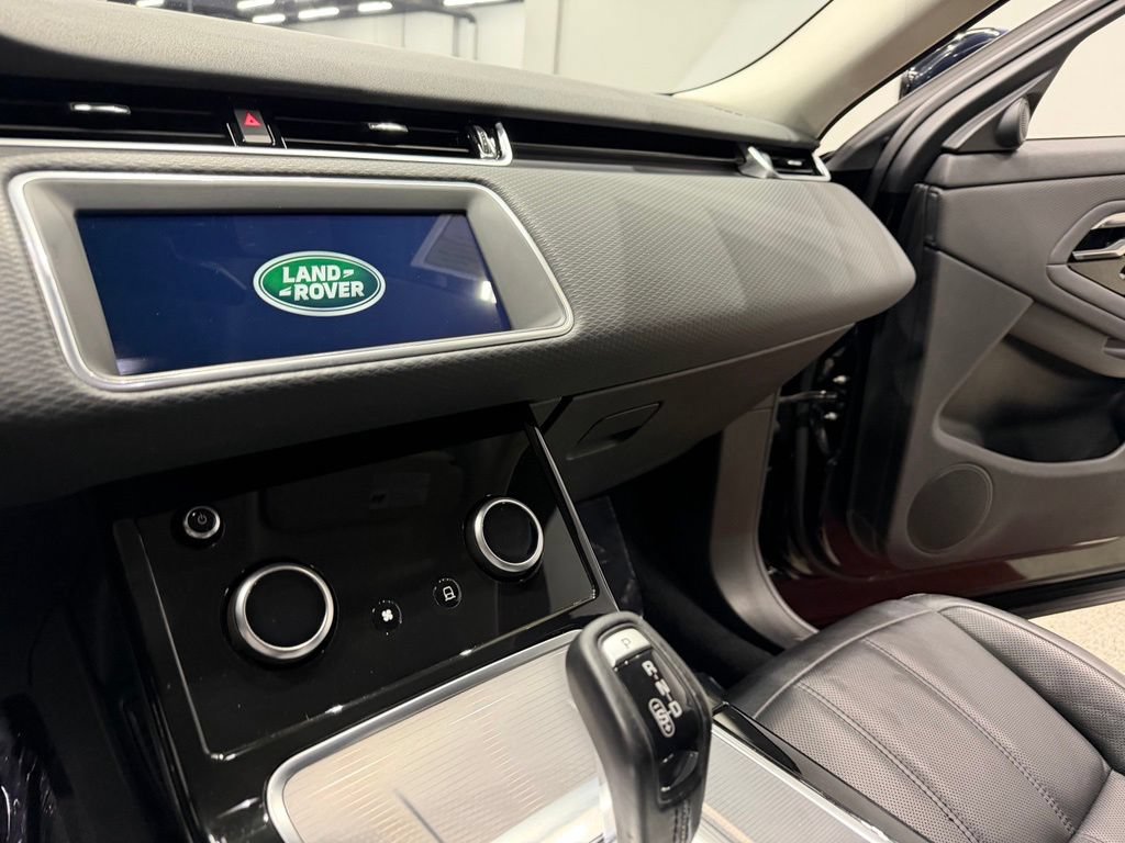 Used 2020 Land Rover Range Rover Evoque S AWD/4WD image 40