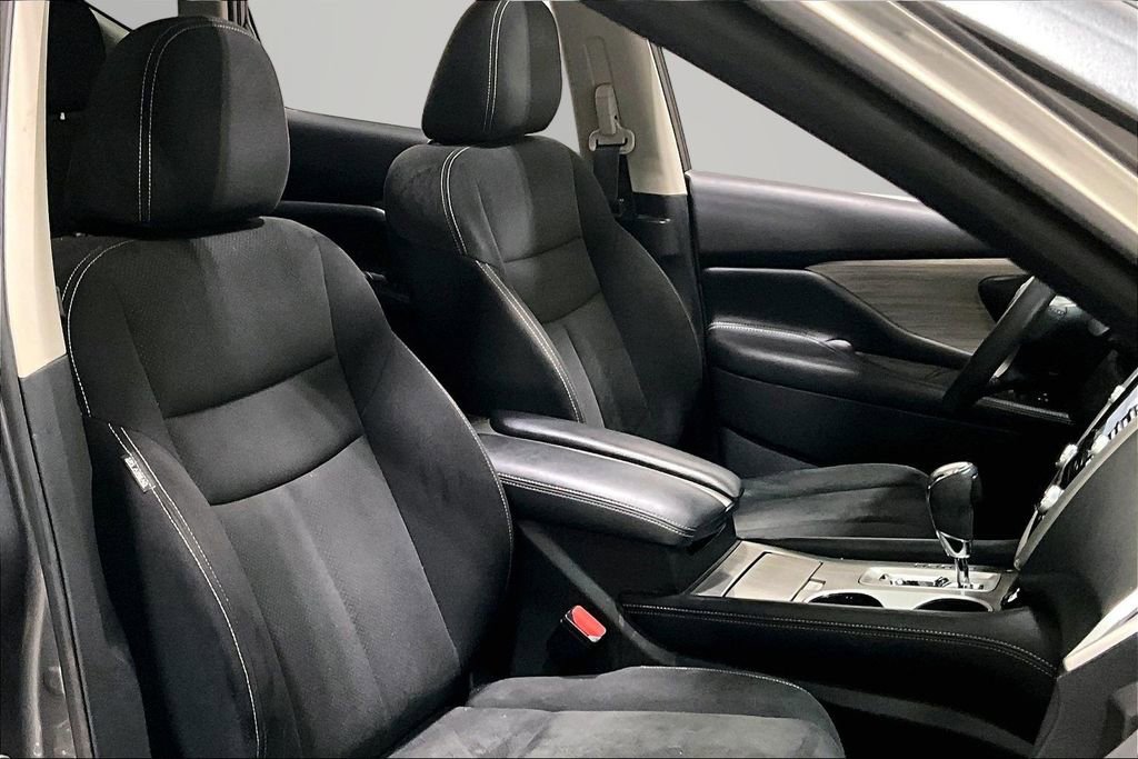 Used 2016 Nissan Murano S AWD/4WD image 28