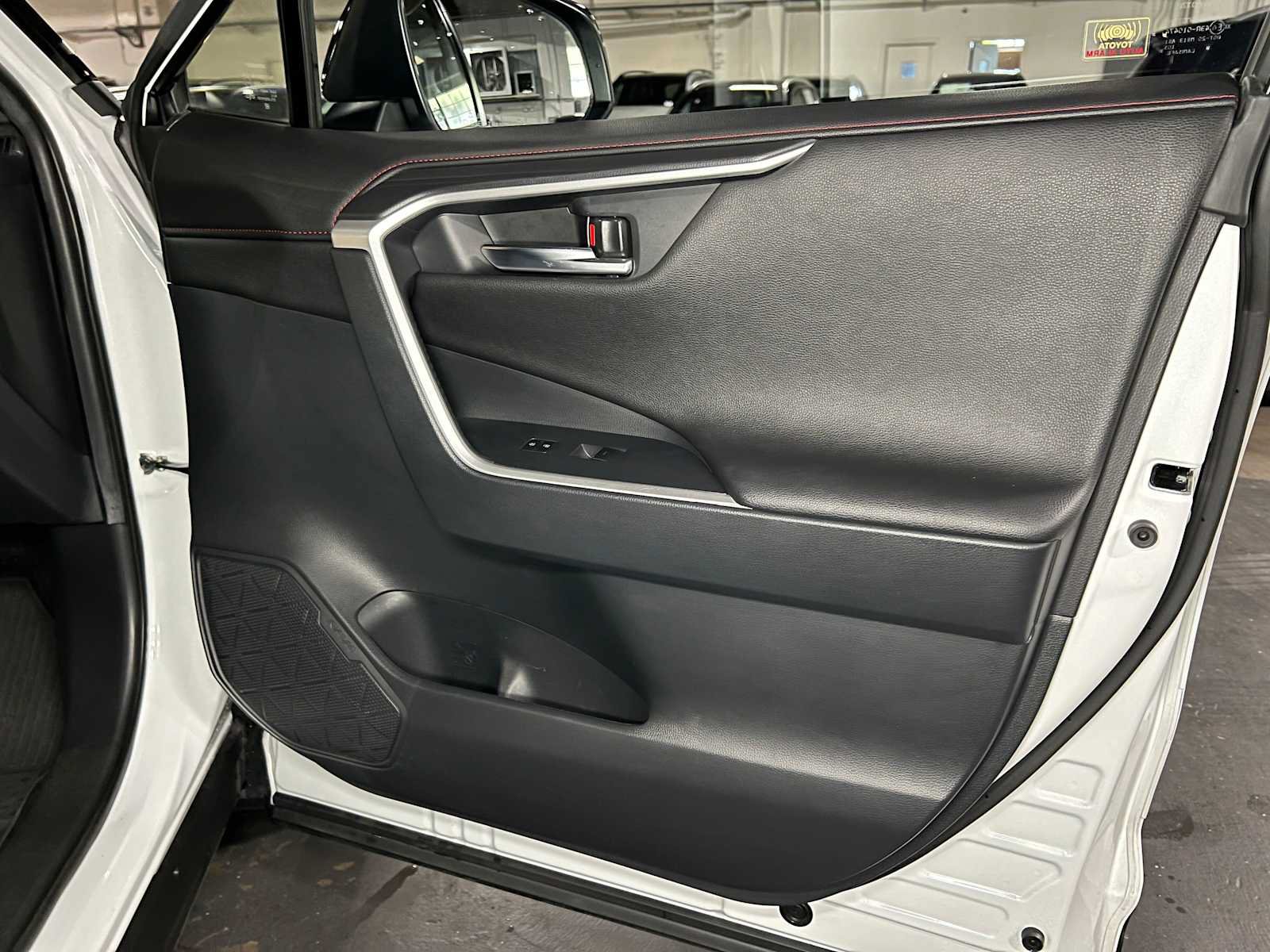Used 2024 Toyota RAV4 XSE w/ Weather Package AWD/4WD image 10