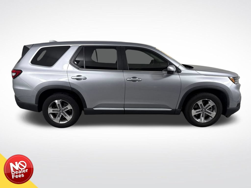 Used 2024 Honda Pilot EX-L image 2