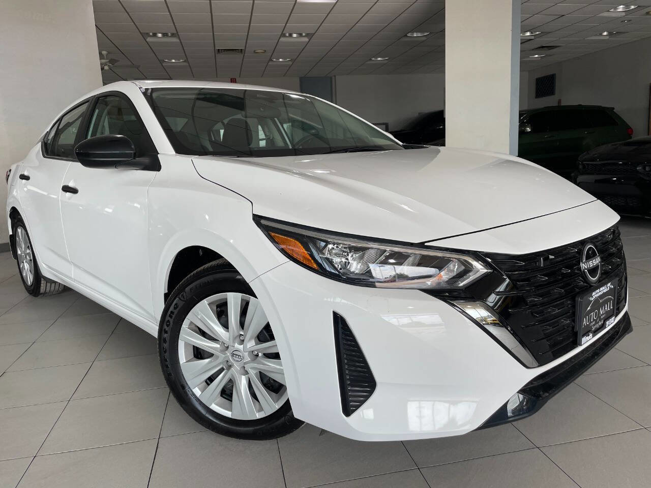 Used 2024 Nissan Sentra S image 1