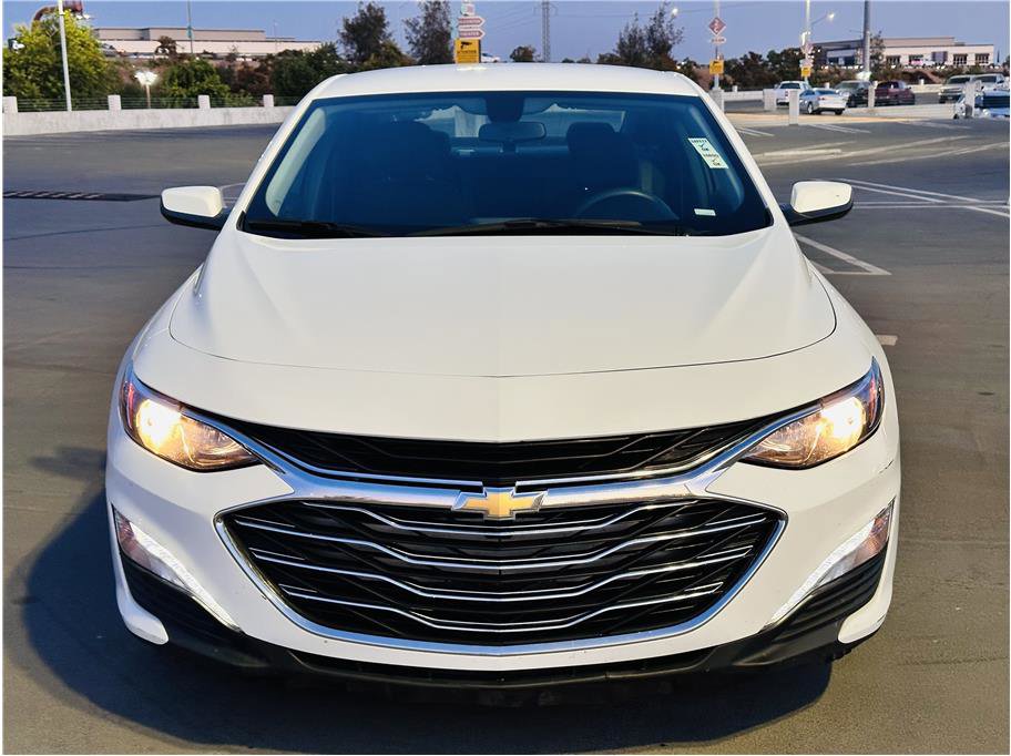 Used 2021 Chevrolet Malibu LT image 3