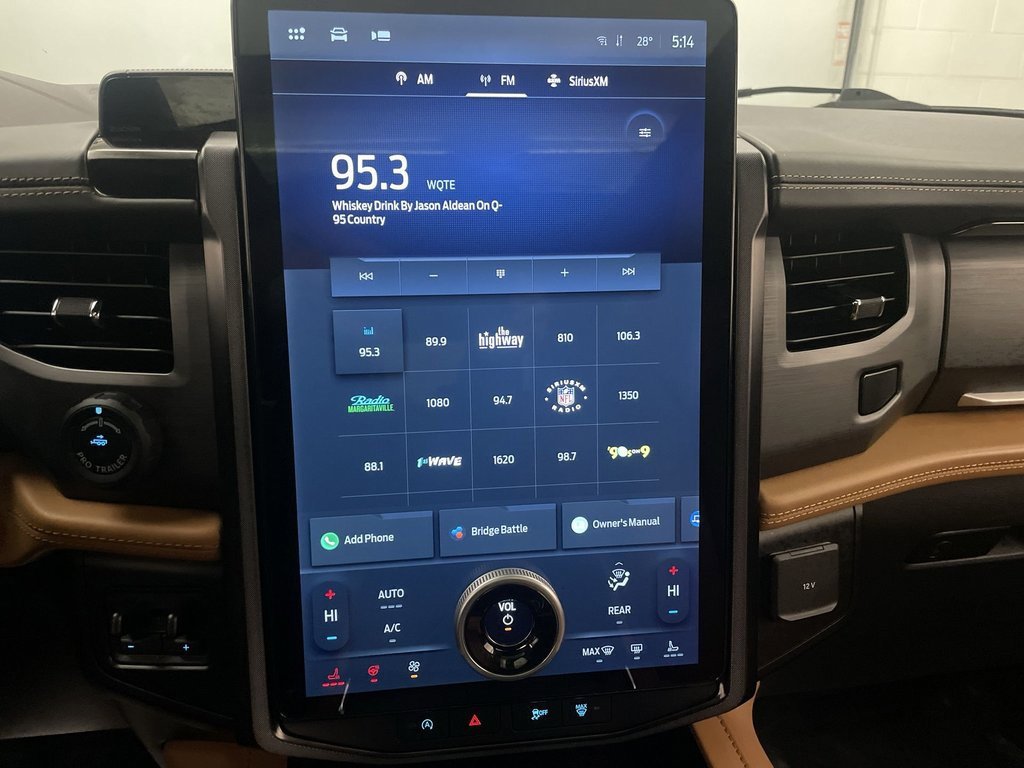 Used 2023 Ford Expedition Platinum image 7