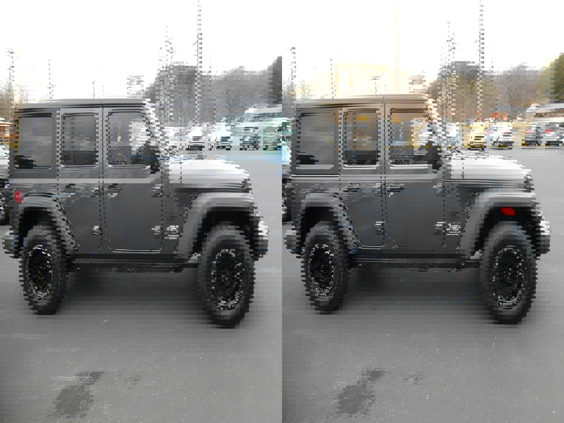 Used 2020 Jeep Wrangler Unlimited Sport image 5