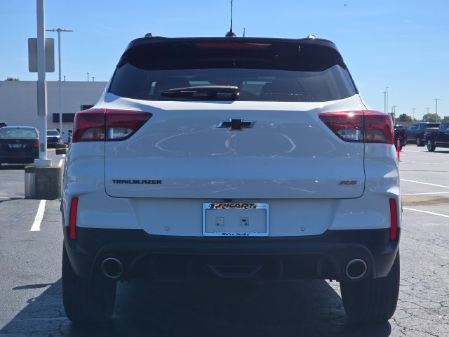 Used 2022 Chevrolet TrailBlazer RS w/ Technology Package FWD image 18
