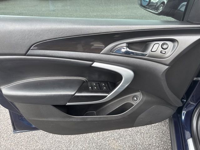 Used 2016 Buick Regal image 14