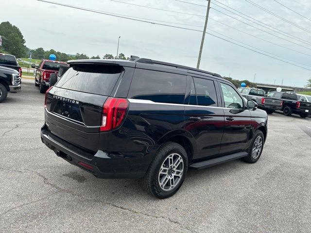 Used 2025 Ford Expedition Active AWD/4WD image 34
