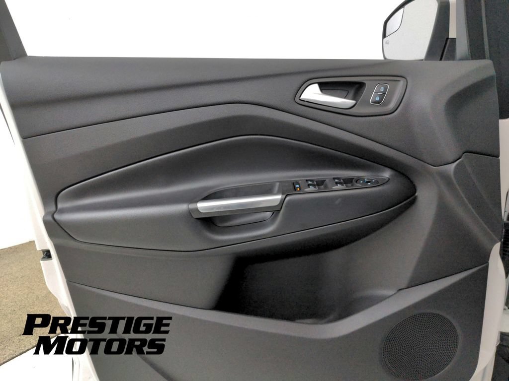 Used 2019 Ford Escape SEL AWD/4WD image 40