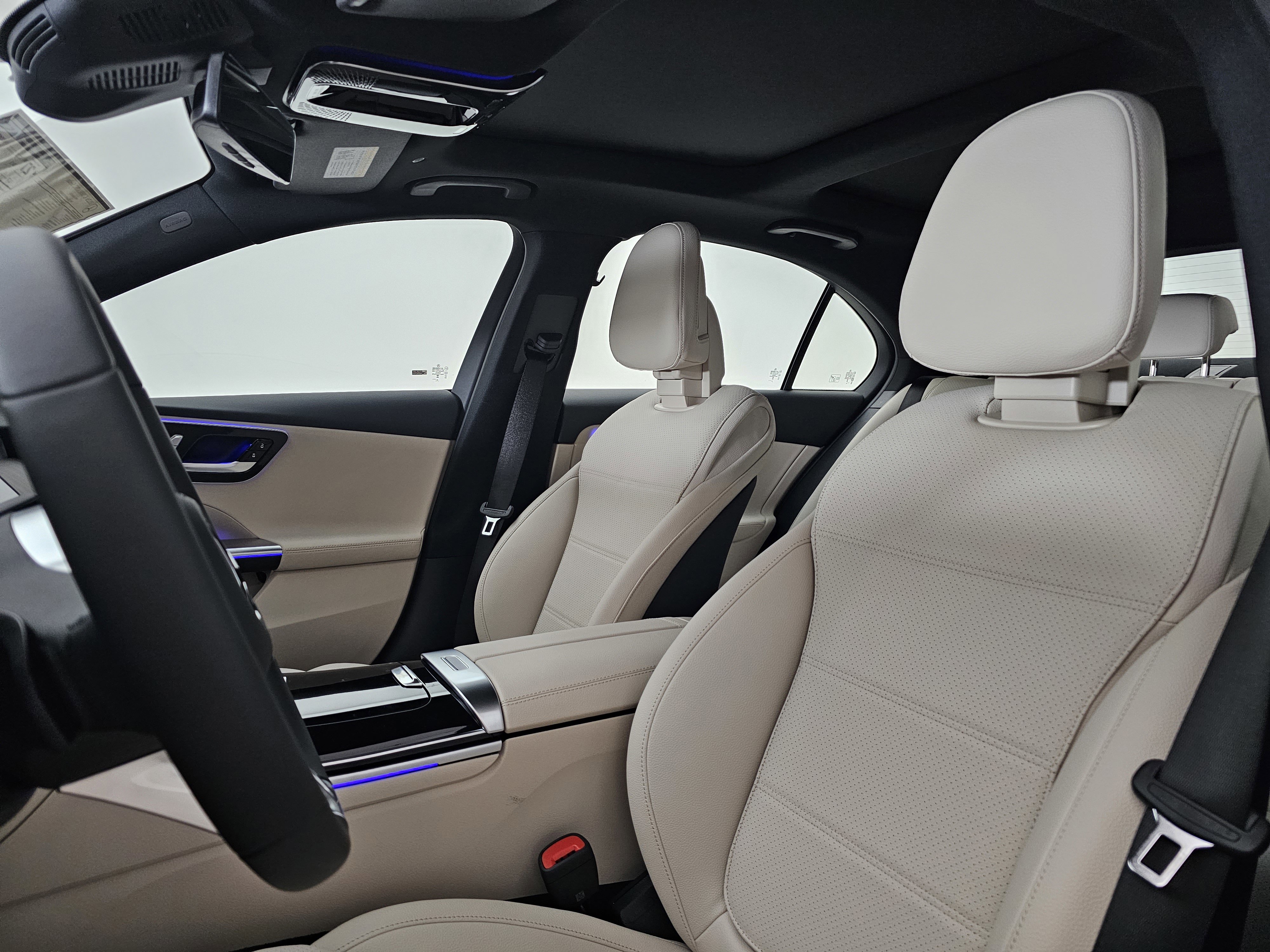 New 2026 Mercedes-Benz C 300 4MATIC Sedan image 9