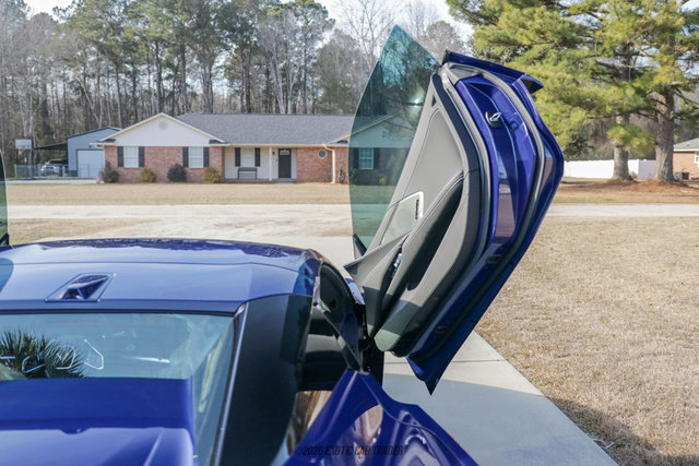 Used 2025 Chevrolet Corvette Stingray Convertible 3LT Z51 w/ Z51 Performance Package image 29