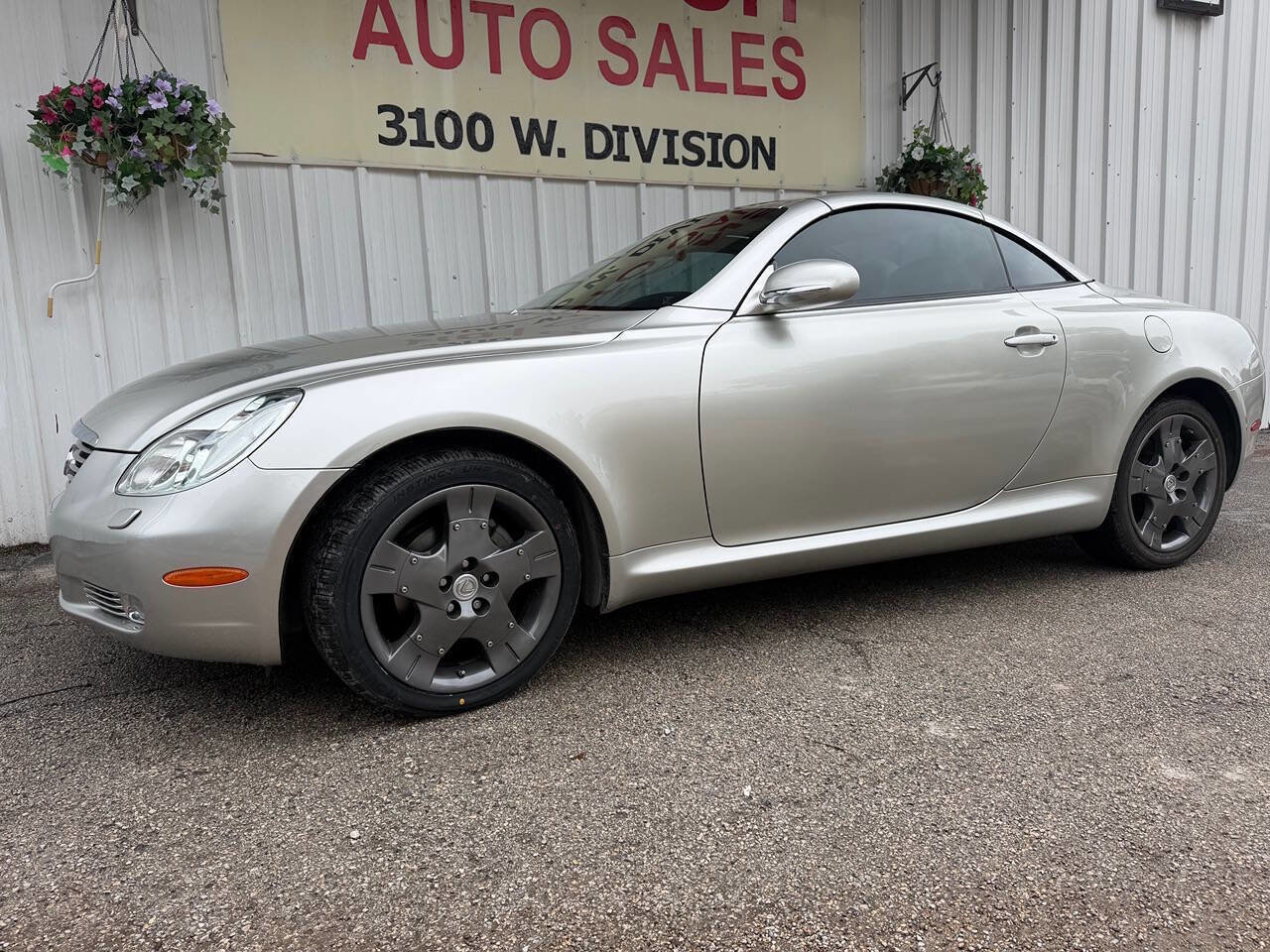 Used 2005 Lexus SC 430 Convertible image 4
