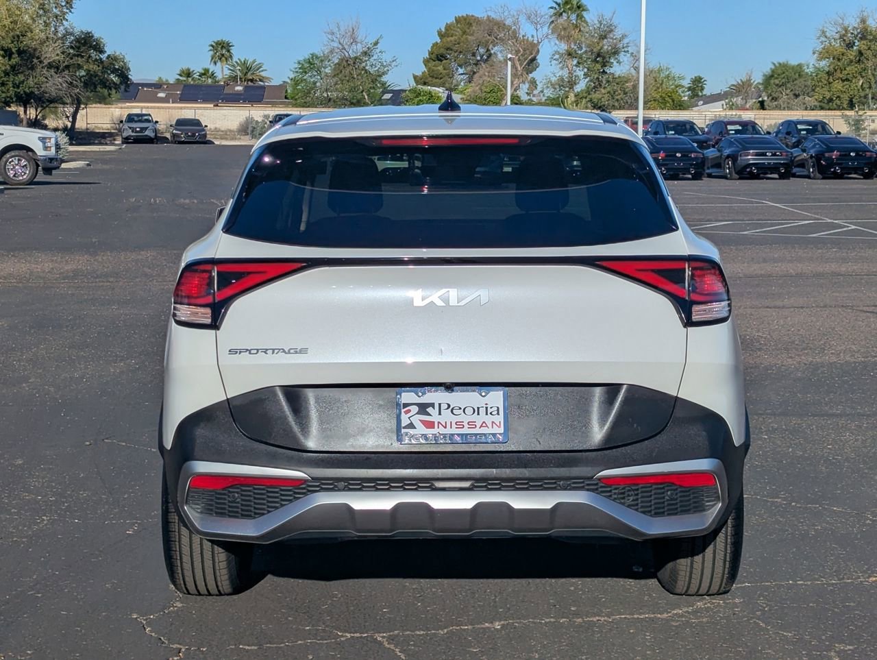 Used 2024 Kia Sportage LX image 5