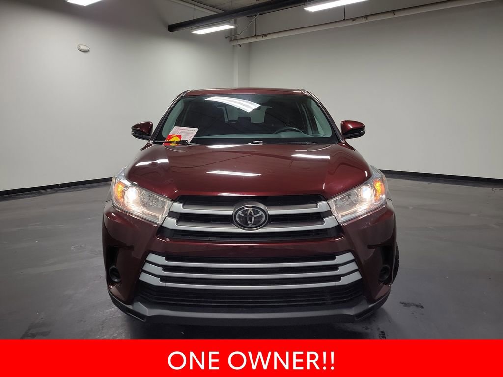 Used 2019 Toyota Highlander LE image 3