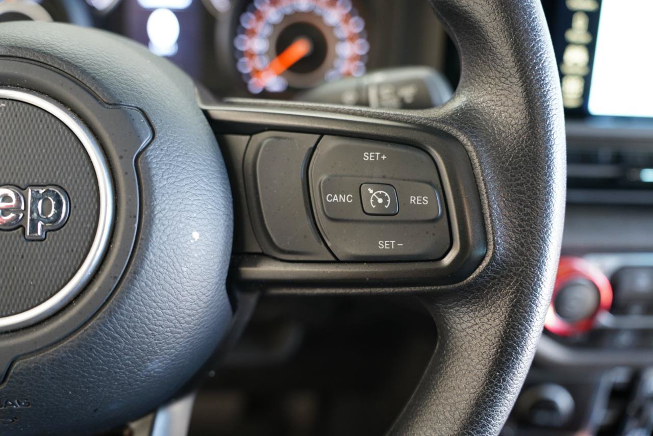 Used 2024 Jeep Gladiator Sport AWD/4WD image 16