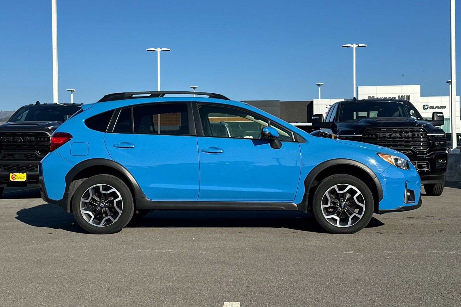 Used 2016 Subaru Crosstrek 2.0i Limited w/ Popular Package #2 image 3