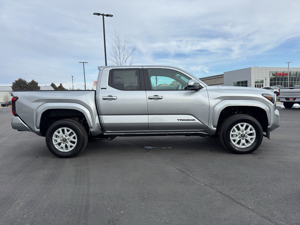 New 2026 Toyota Tacoma SR5 AWD/4WD image 2
