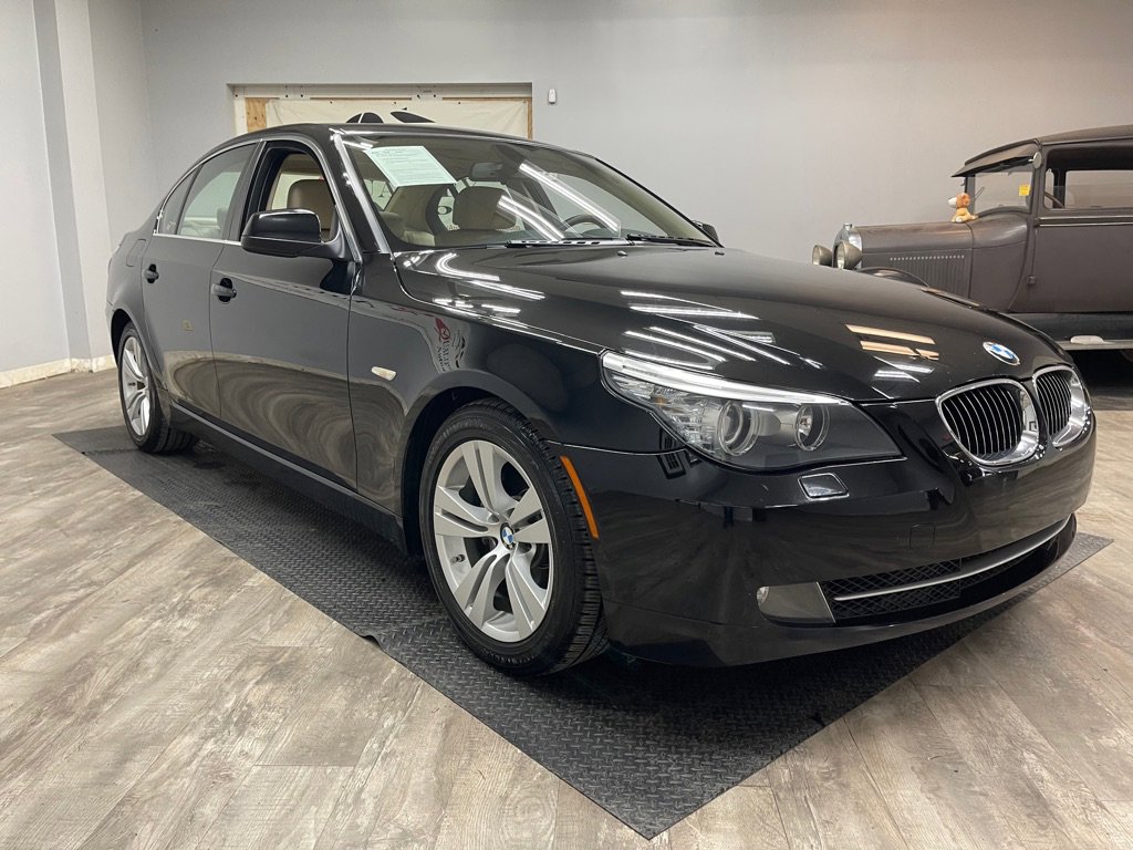 Used 2010 BMW 528i Sedan RWD image 13