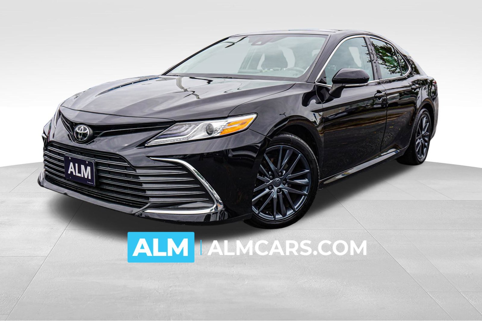 Used 2023 Toyota Camry XLE w/ Navigation Package