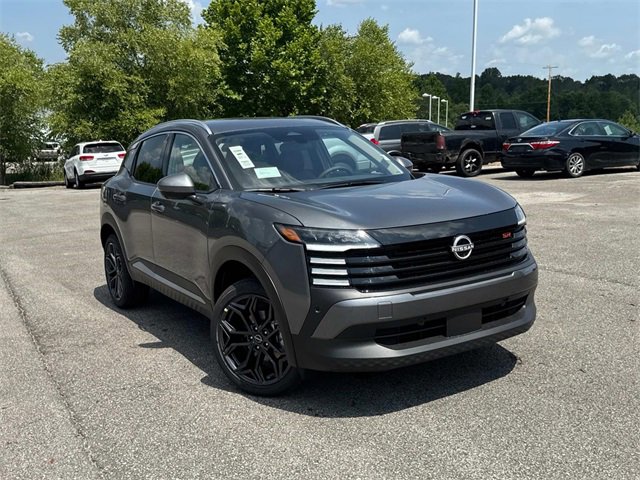 New 2025 Nissan Kicks SR video 2