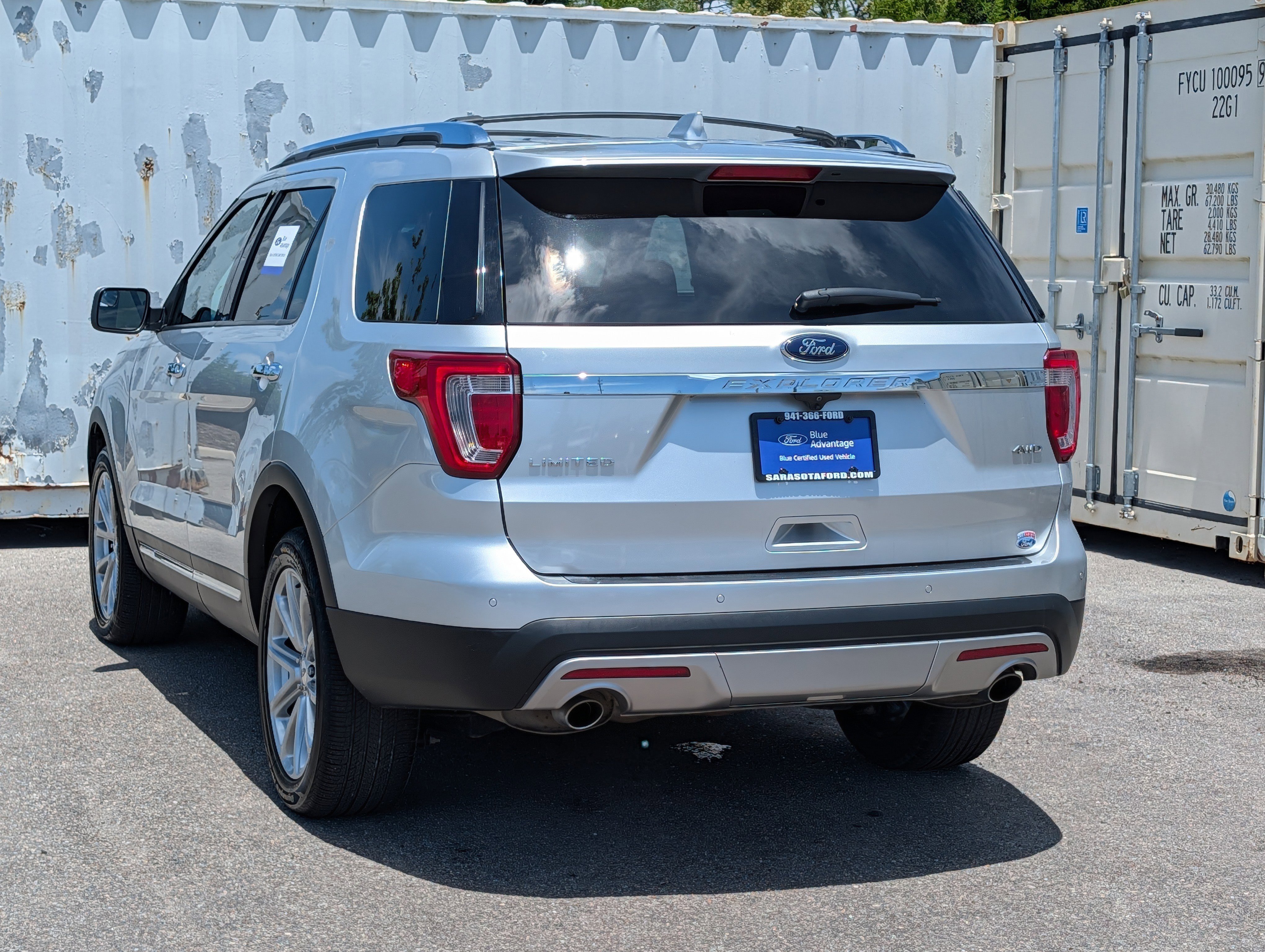 Certified 2017 Ford Explorer Limited AWD/4WD image 6