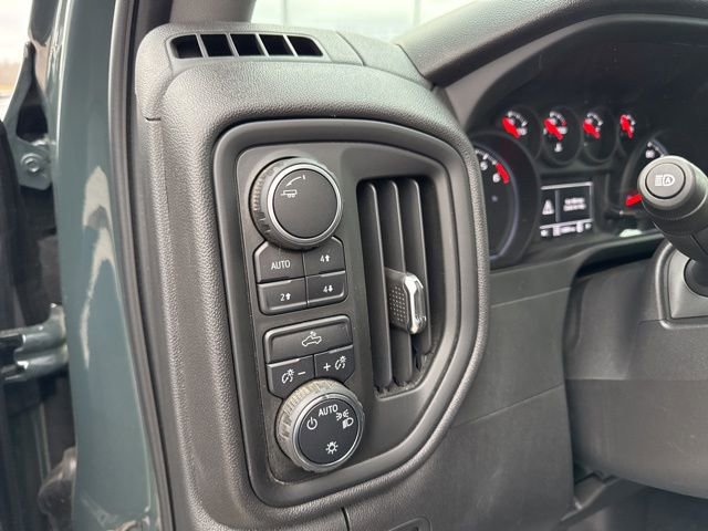 Used 2025 Chevrolet Silverado 1500 Custom Trail Boss w/ Turbomax Blackout Package image 16