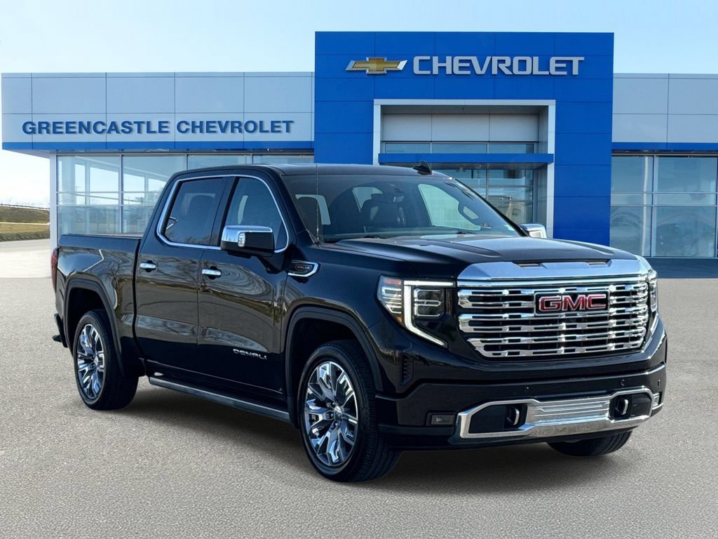 Used 2023 GMC Sierra 1500 Denali w/ Denali Reserve Package AWD/4WD image 1