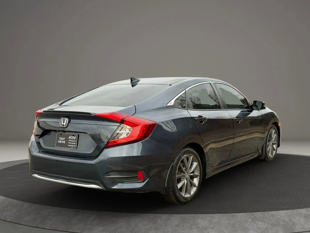 Used 2019 Honda Civic EX image 4