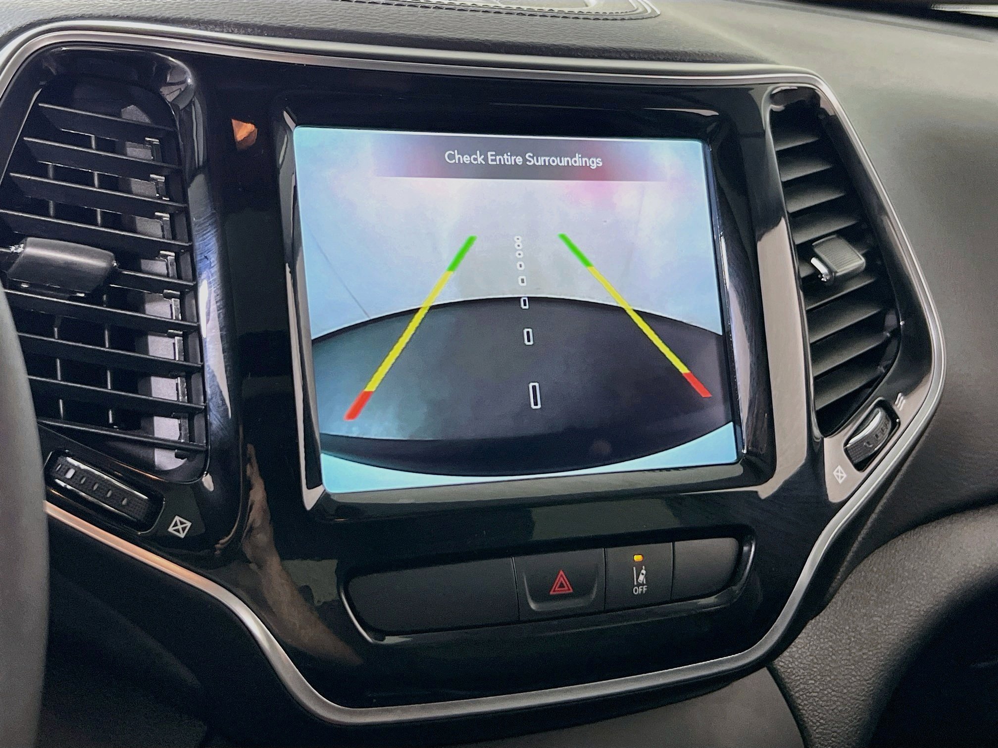 Used 2022 Jeep Cherokee Limited w/ Elite Package image 14