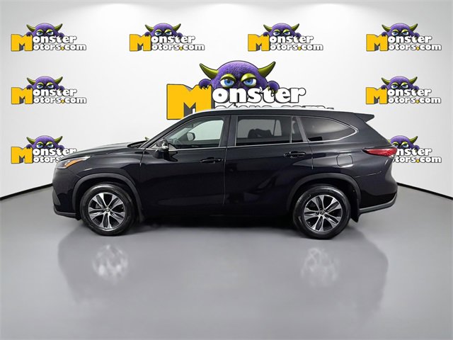 Used 2023 Toyota Highlander L image 8