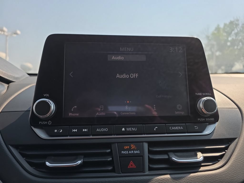 Used 2022 Nissan Altima 2.5 SV FWD image 18