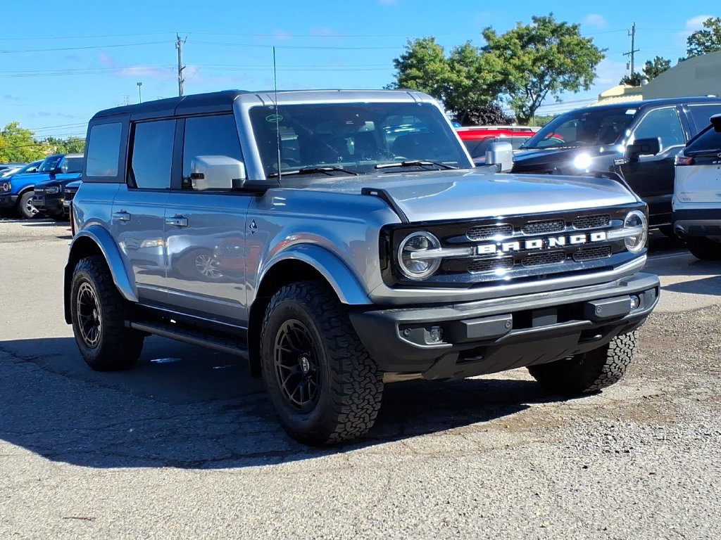 Used 2023 Ford Bronco Outer Banks AWD/4WD image 7