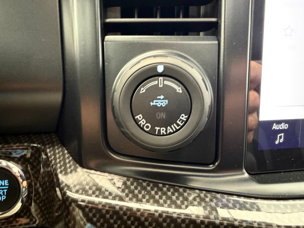 New 2026 Ford F250 Lariat w/ Black Appearance Package AWD/4WD image 42