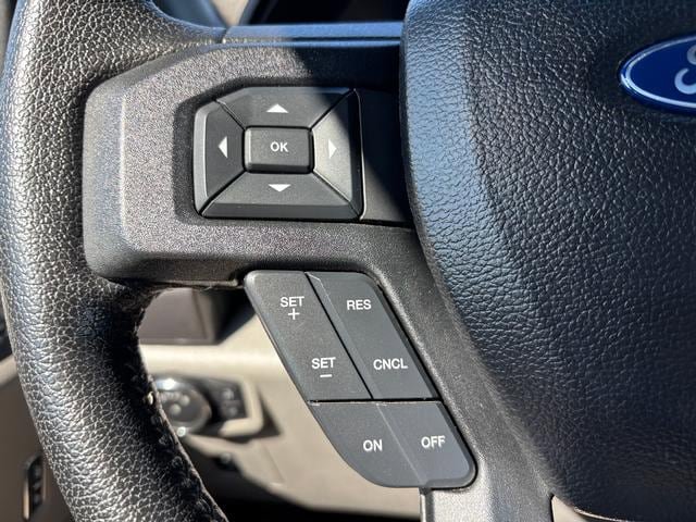 Used 2016 Ford F150 XLT w/ Equipment Group 302A Luxury AWD/4WD image 18