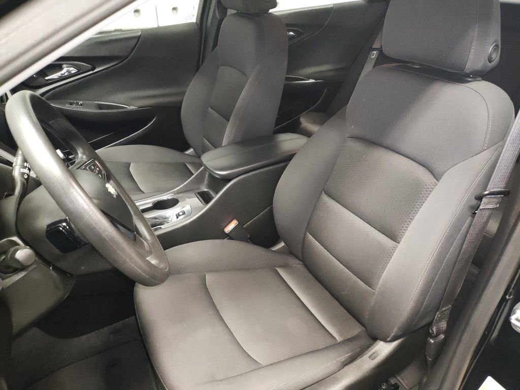 Used 2024 Chevrolet Malibu LT image 23