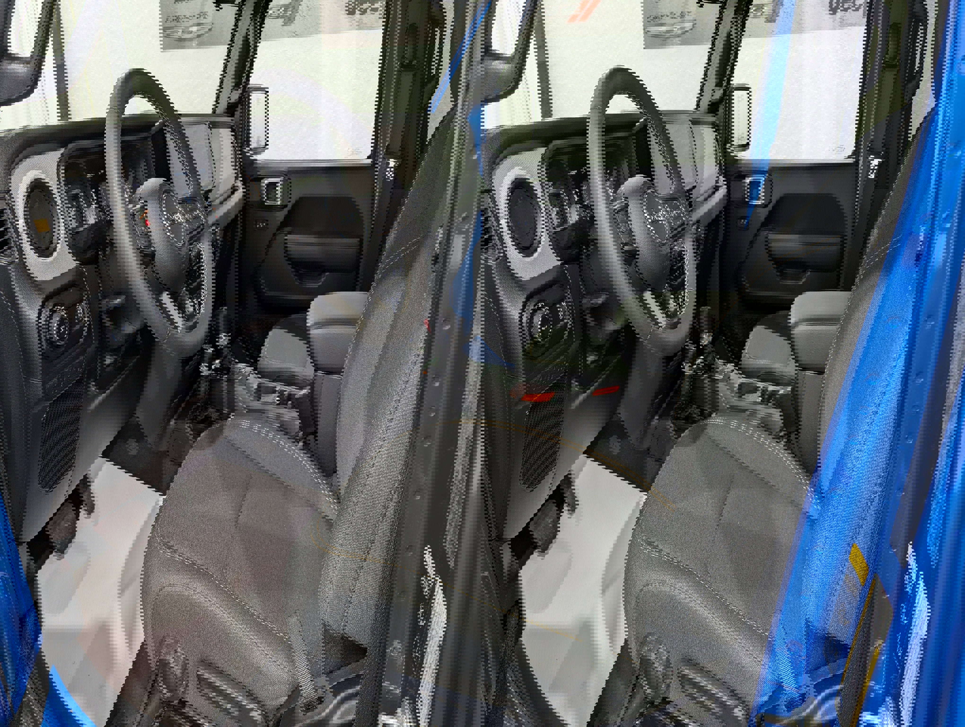 Used 2025 Jeep Wrangler Unlimited Sport image 13