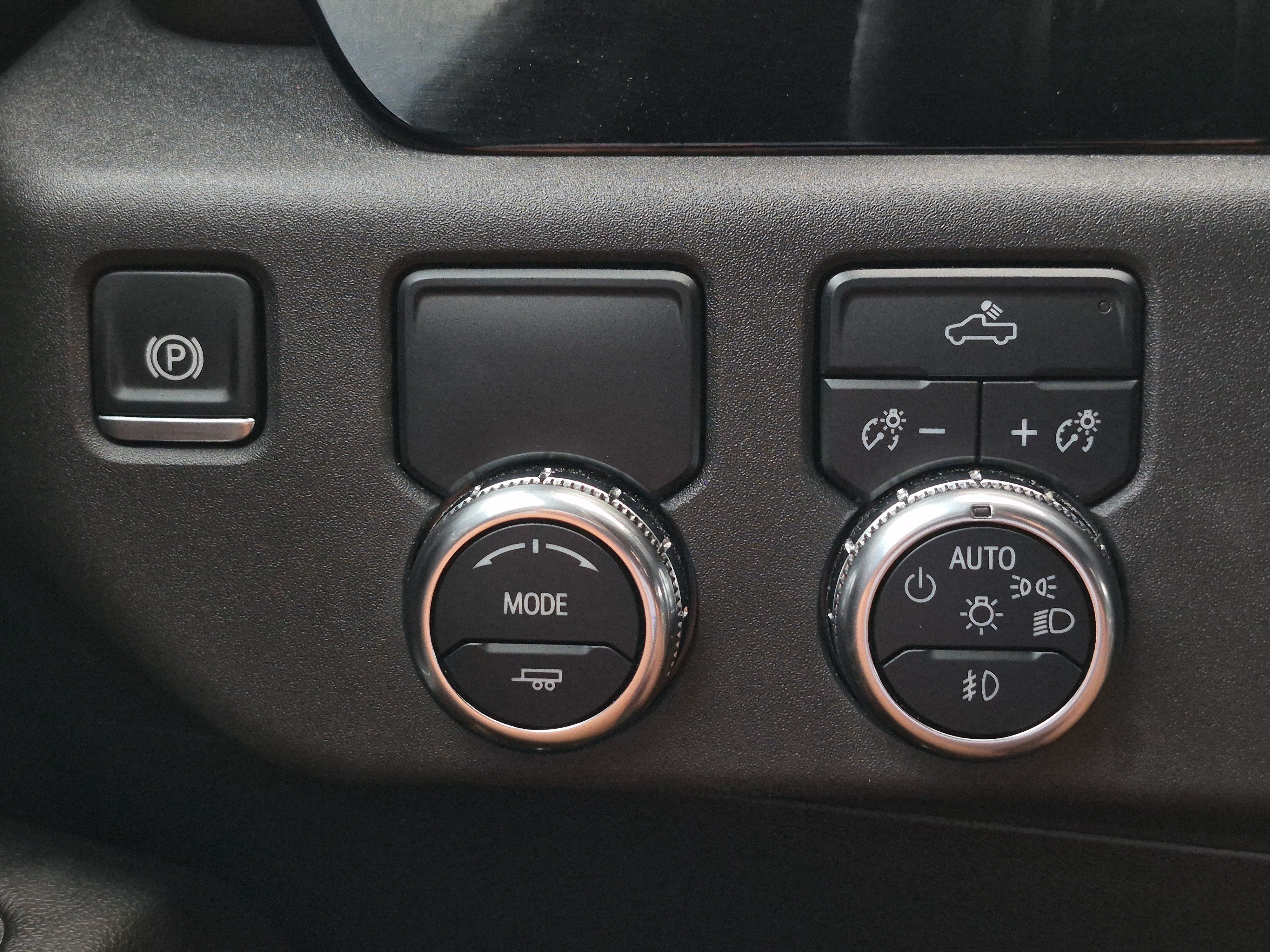 Used 2024 GMC Sierra 1500 Elevation RWD image 17