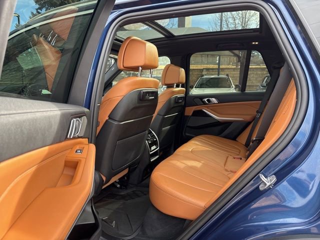 Used 2021 BMW X5 xDrive40i w/ Premium Package image 25