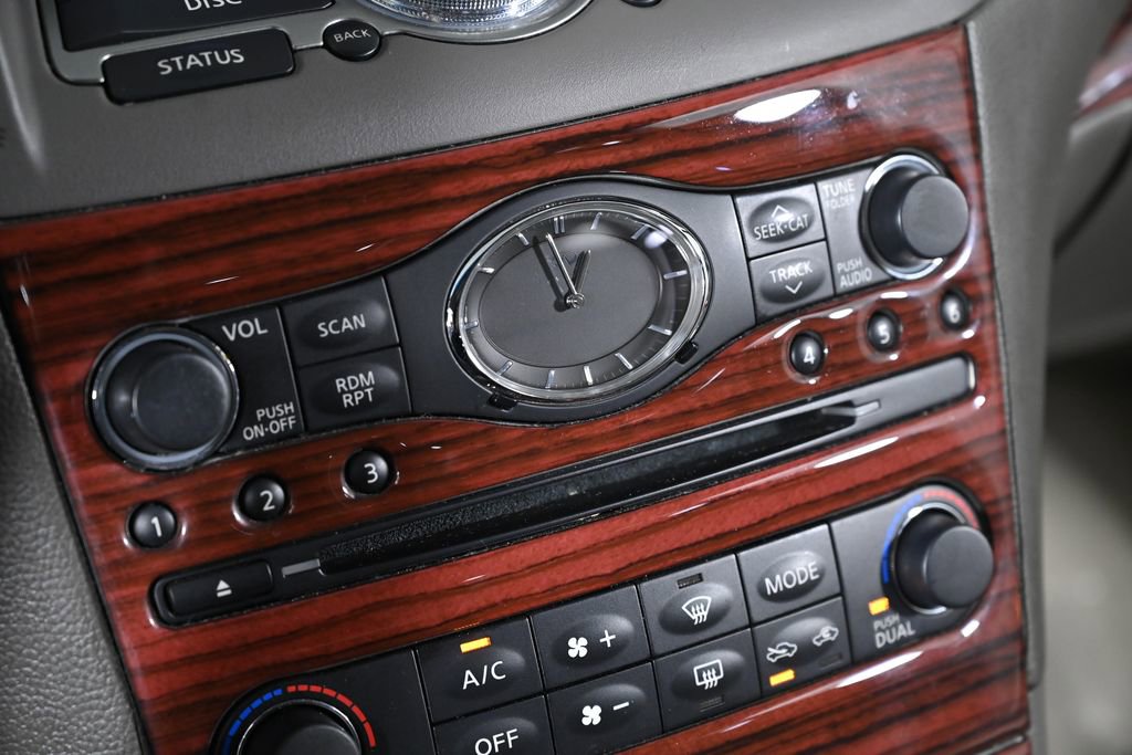 Used 2012 INFINITI G37 Journey w/ Premium Pkg image 17