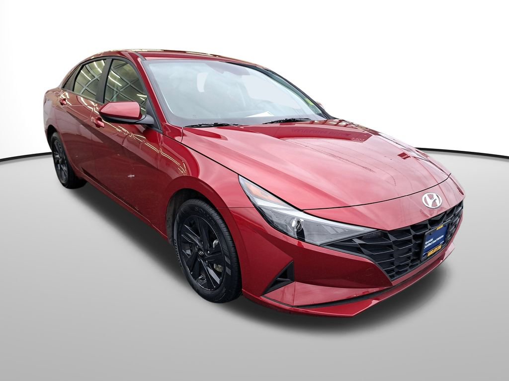 Used 2023 Hyundai Elantra Blue image 3