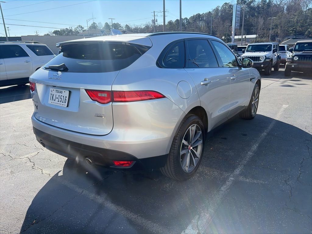 Used 2018 Jaguar F-PACE Prestige image 7