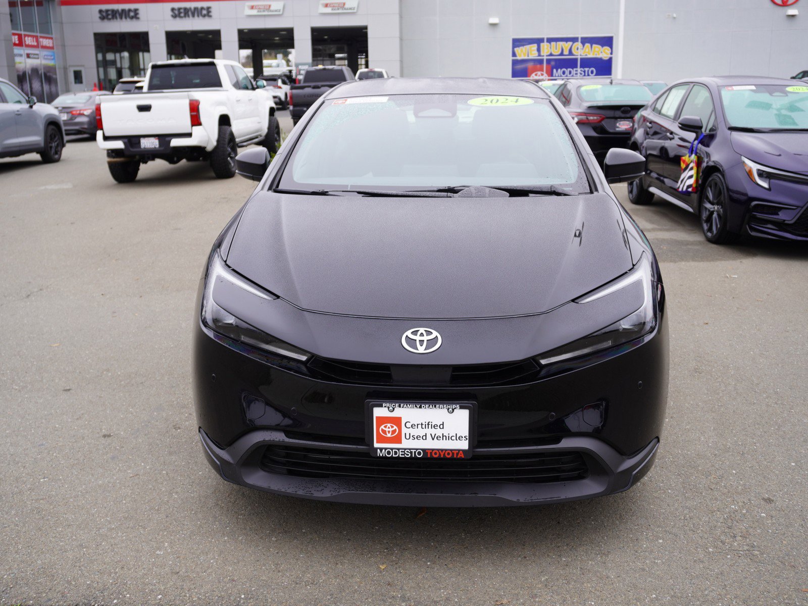 Used 2024 Toyota Prius LE image 6