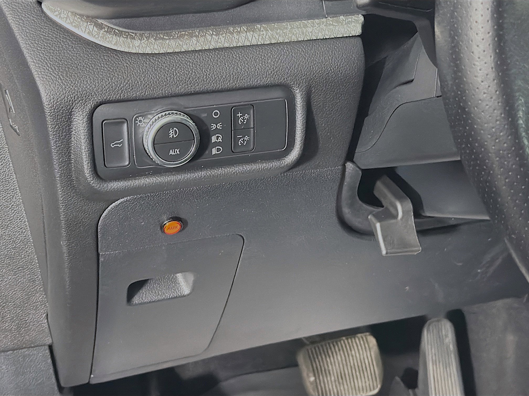 Used 2022 Ford Explorer Timberline image 11