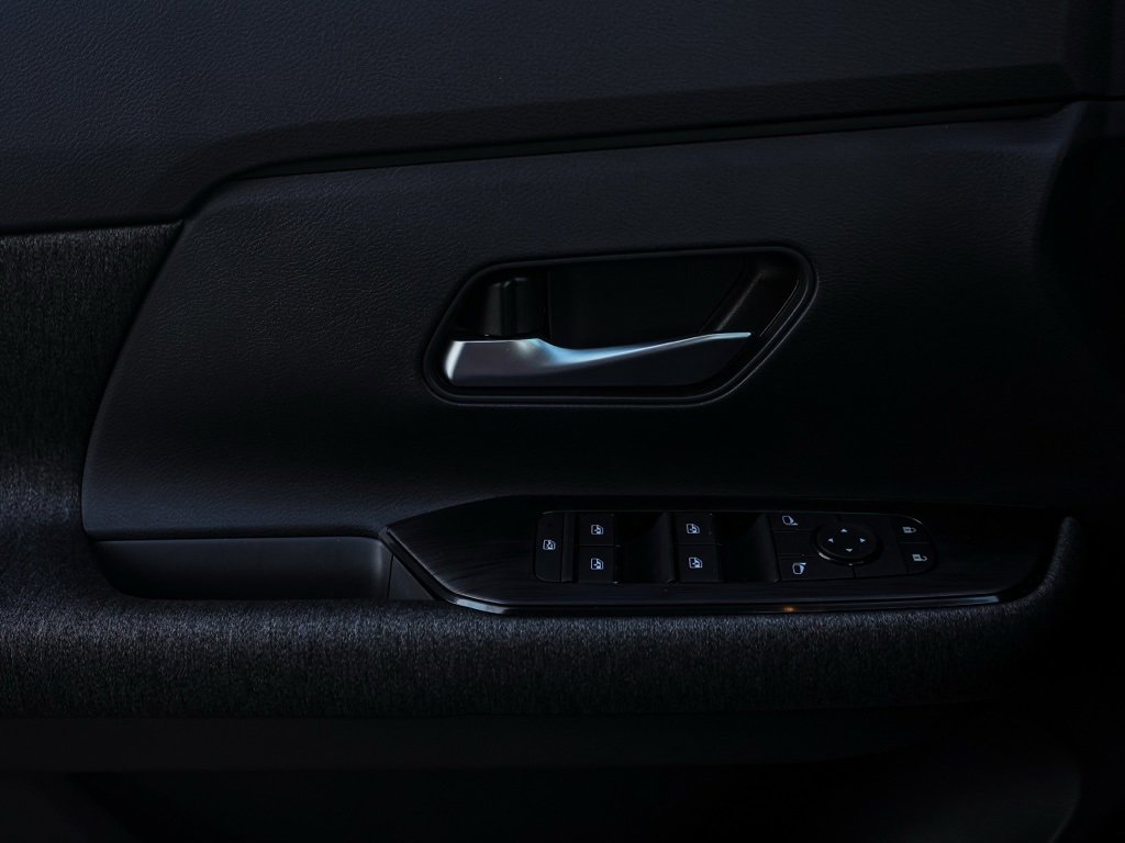 New 2026 Nissan Kicks SV image 24