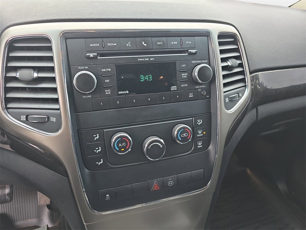 Used 2011 Jeep Grand Cherokee Laredo w/ Security & Convenience Group image 19