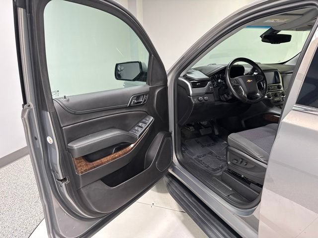 Used 2018 Chevrolet Suburban LS w/ Skid Plate Package AWD/4WD image 10